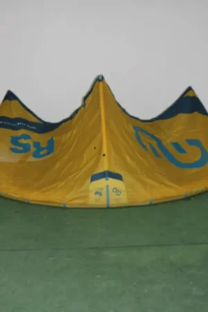 Dernier Modèle Occasion - Aile kitesurf Eleveight rs v5 - 10.0M